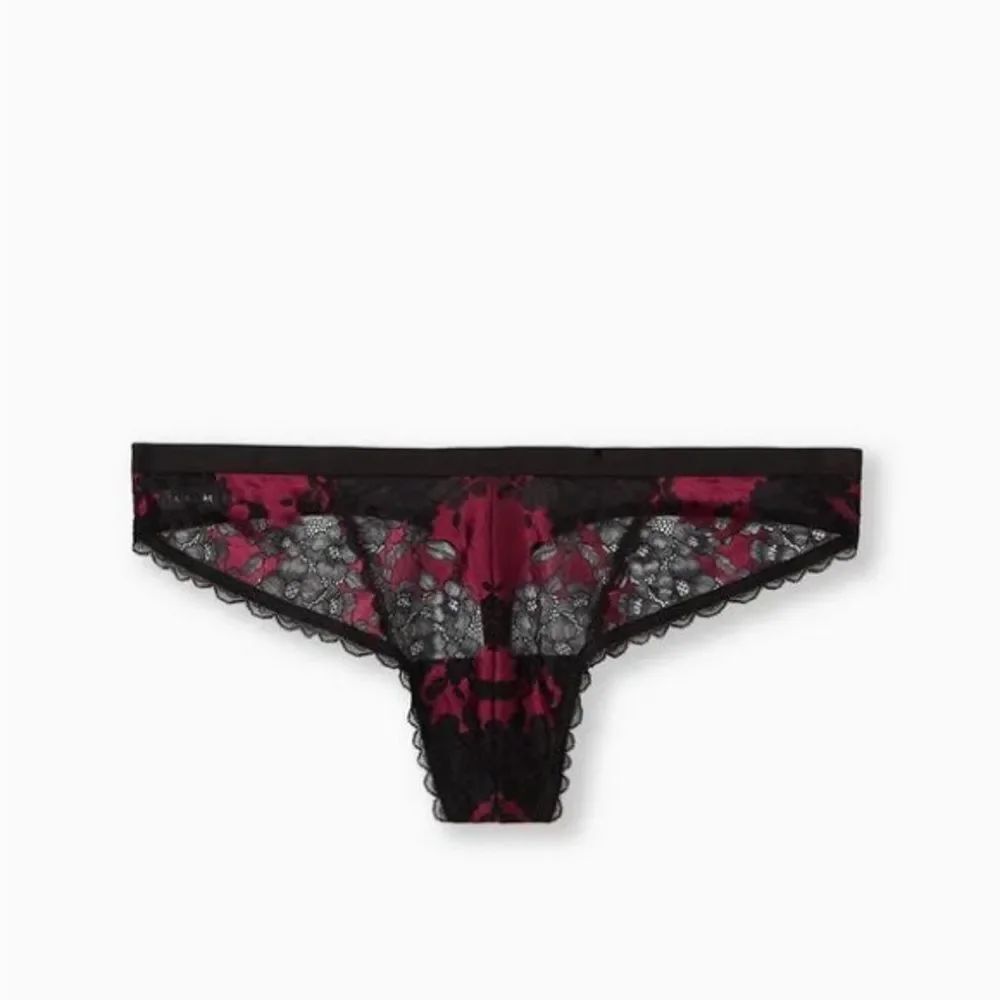 Torrid Two Tone Lace Mid-Rise Thong Panty NEW Size 0/Large